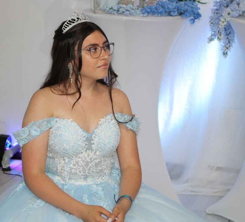 Celebrating Tradition and Sweet Fifteen: A Quinceañera in Saint Lambert, Quebec
